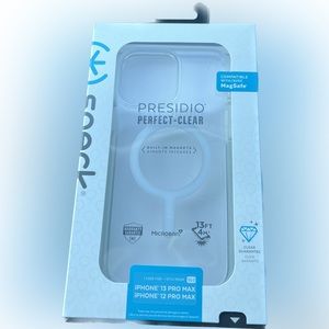 NWT Speck Presidio Perfect-Clear with MagSafe for iPhone 13 Pro Max & 12 Pro Max